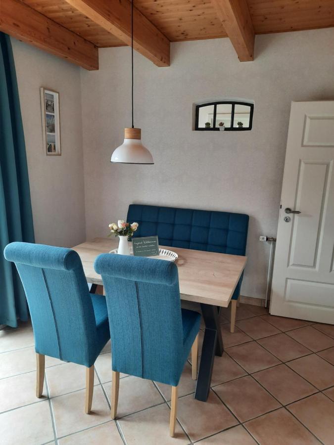 Tolles Ferienhaus In Pilsum - Ferienhaus Trientje - Mit Garten Und Ueberdachter Terrasse Exteriör bild