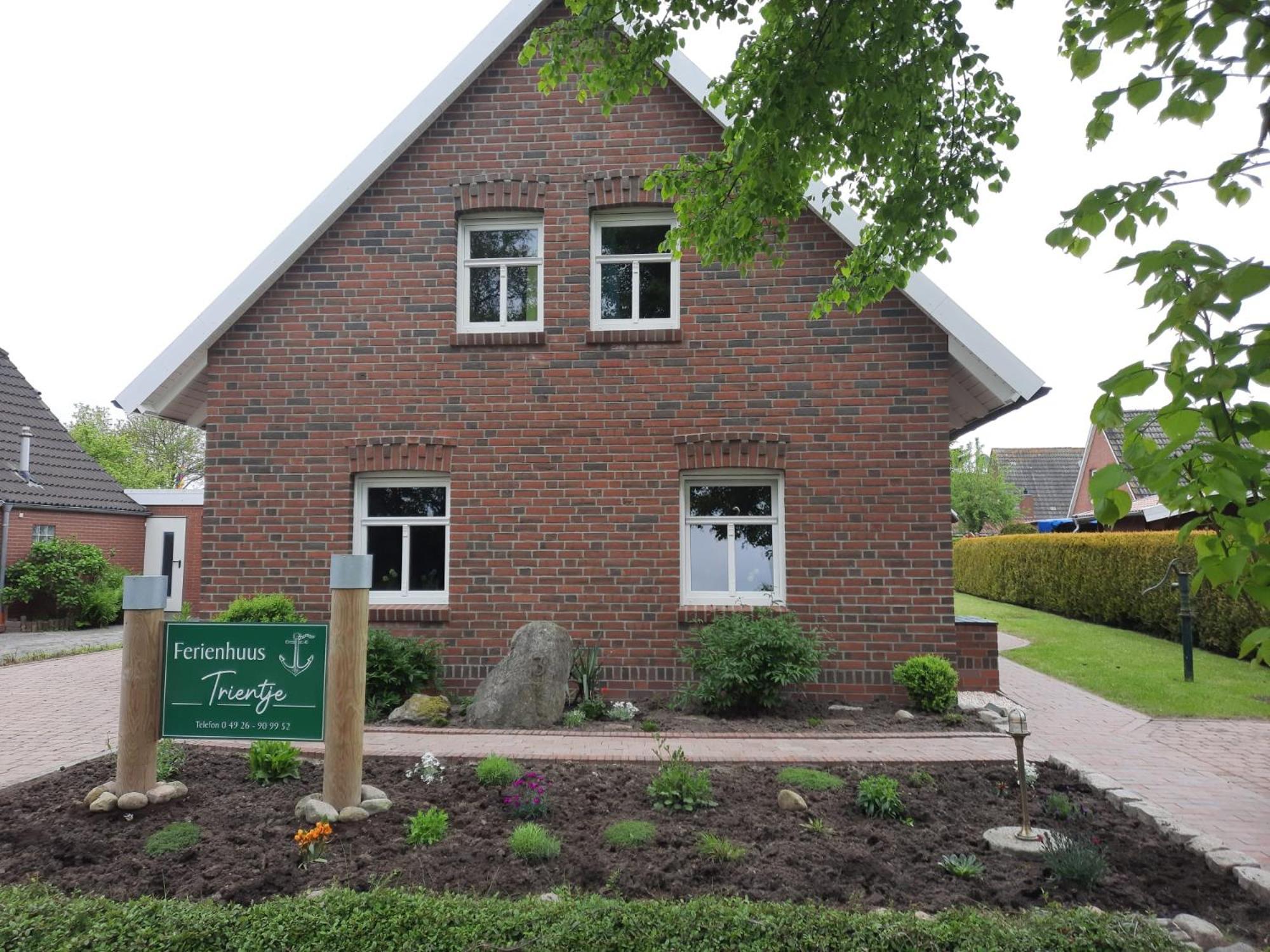 Tolles Ferienhaus In Pilsum - Ferienhaus Trientje - Mit Garten Und Ueberdachter Terrasse Exteriör bild